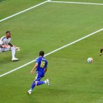 Kiper Curacao Tampil Gemilang