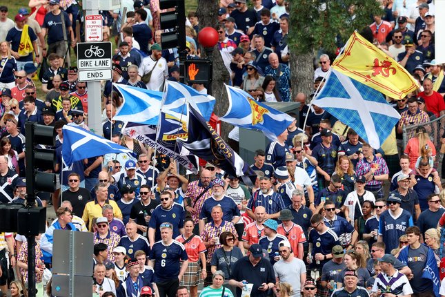 library_upload_24_2026_06_645x430_scotland-supporters-_74bf179